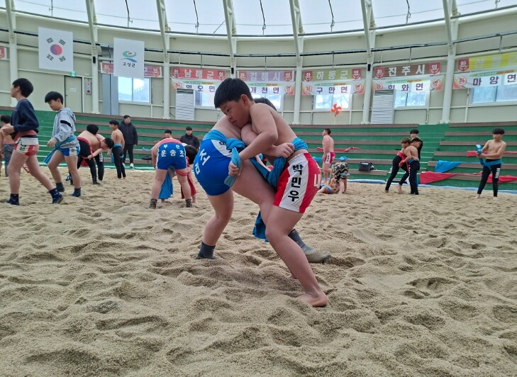 사계절 스포츠산업도시 고성, 전국 선...