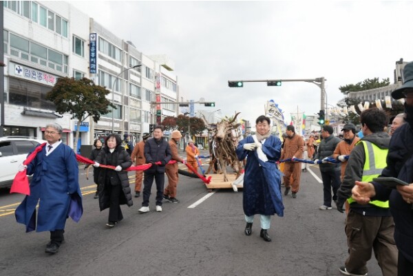제주도, “봄이 들썩” 전통과 현대가...
