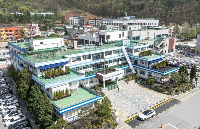 정선군립도서관, ‘자연과 예술로 만나...