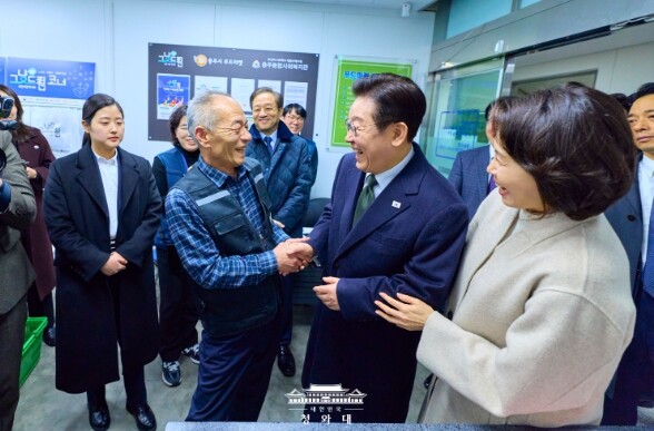 이재명 대통령 부부, '그냥드...