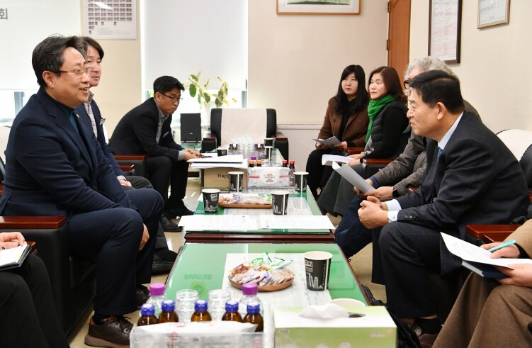 경상남도의회 유보통합 지원 특위, 어...