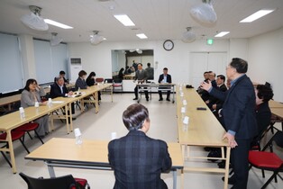 김완근 제주시장， 노인복지회관 찾아 신년인사