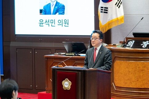 강남구의회 윤석민 의원, “강남, 사람 중심‘걷고 달리기 좋은 도시’로 전환해야”