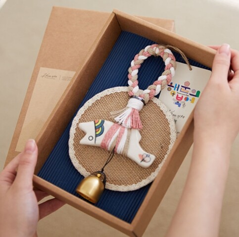 김해도자소공인 서정도예 작품 ‘행운의...