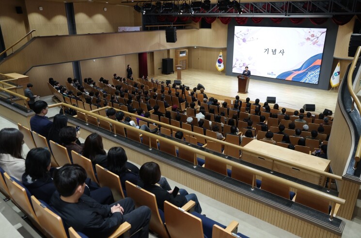 충북도청 구 의회동 본회의장, ‘문화...