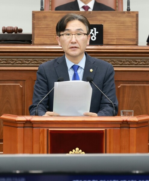 창원시의회 전홍표 의원“마산 돝섬에 ...