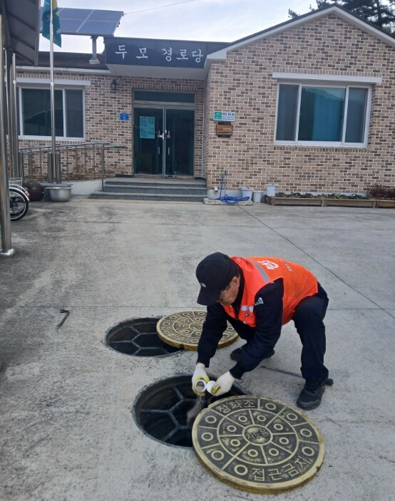 고성군 보건소, 유충구제로 모기 50...