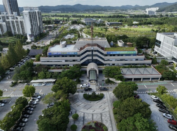 "당신의 잠재된 끼를 펼쳐라...