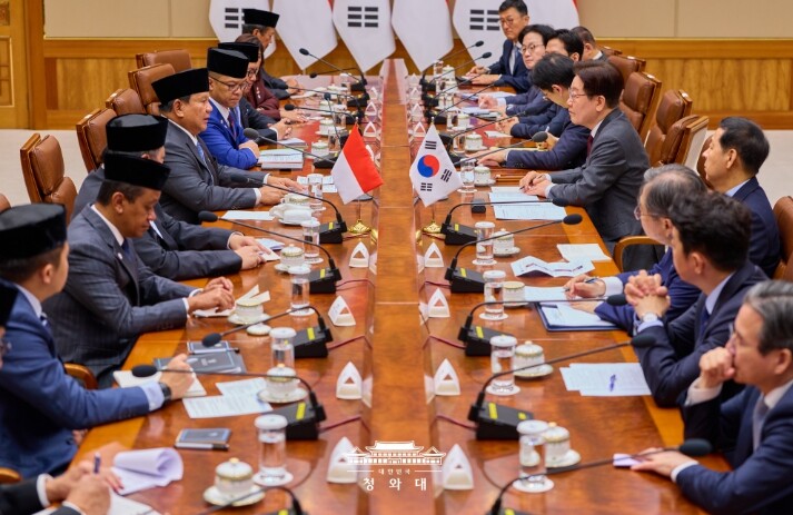 한-인니 '특별 포괄적 전략 동반자 관계' 수립…MOU 16건 체결